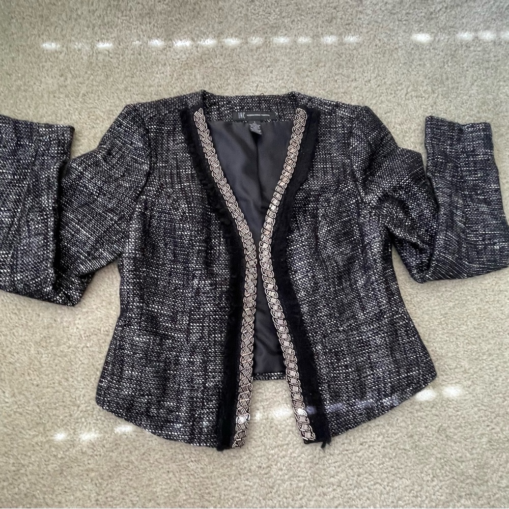 INC  beaded Black Tweed Blazer small cropped latch hook closure Size Small